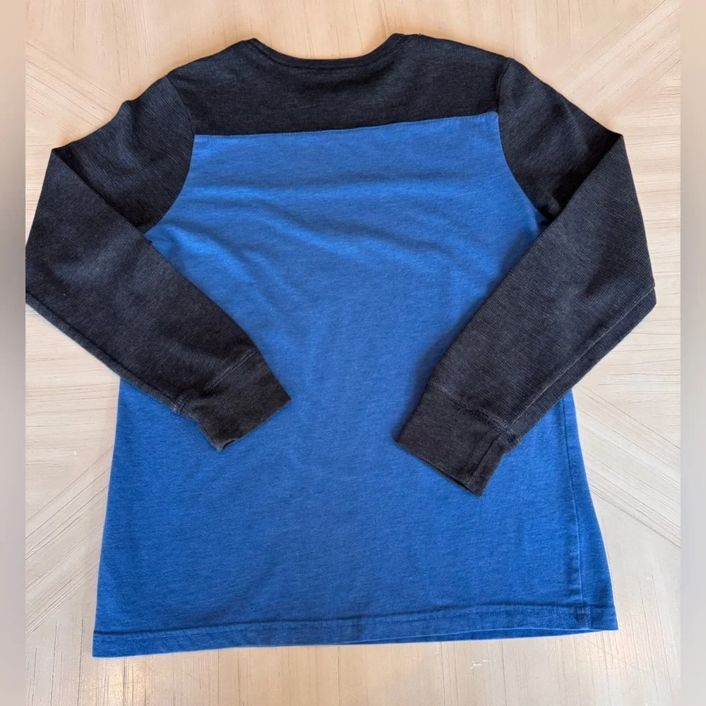Cat & Jack Boys Long Sleeve T-Shirt – Size Large (12-14)